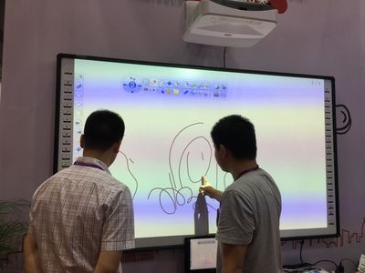 艾博德股份闪耀第123届广交会 以卓越品质铸就教育科技出口领先品牌